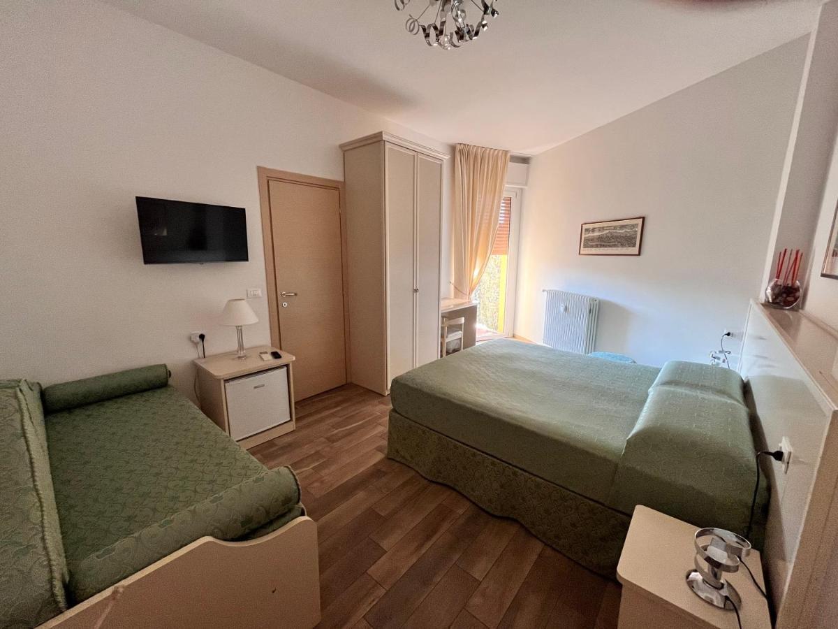 Guest House In Piazza Bologna Ngoại thất bức ảnh