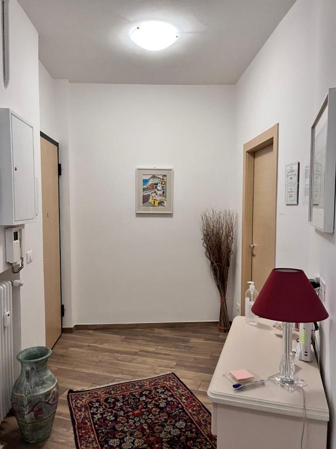 Guest House In Piazza Bologna Ngoại thất bức ảnh